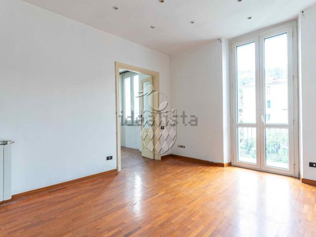 Appartamento in vendita di 90 m² in Via Luigi Aragone