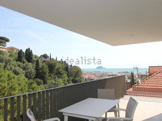 Appartamento in vendita di 90 m² in Via Luigi Borri, 36