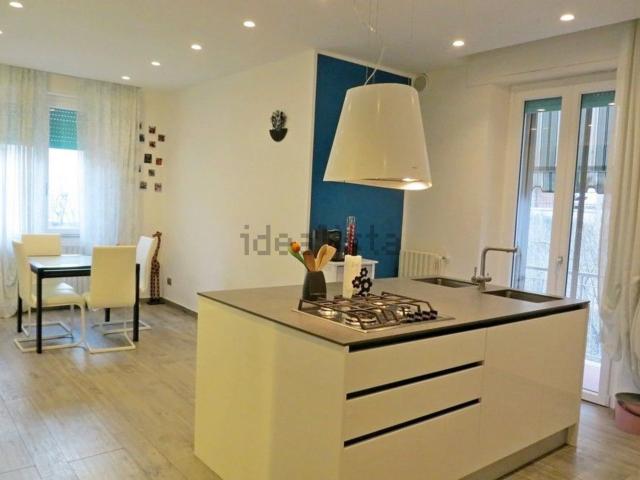 Appartamento in vendita di 90 m² in Via Luigi Cremani