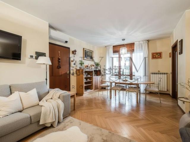 Appartamento in vendita di 90 m² in Via Luigi Federico Menabrea, 28