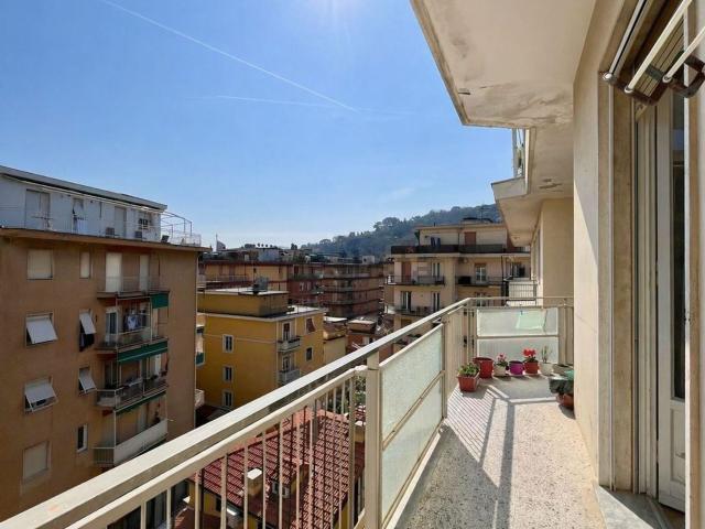 Appartamento in vendita di 90 m² in Via Luigi Rizzo, 35