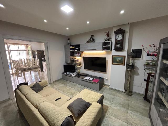 Appartamento in vendita di 90 m² in Via Luigi Settembrini