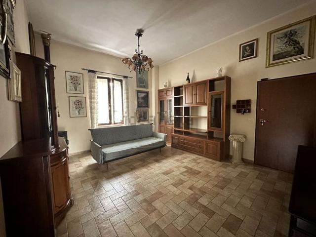 Appartamento in vendita di 90 m² in Via M. Morgantini, 10