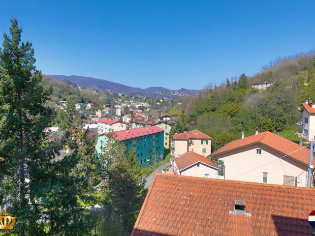 Appartamento in vendita di 90 m² in Via Manlio Chiocchetti, 33