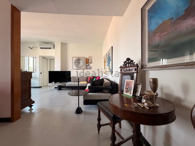 Appartamento in vendita di 90 m² in Via Maggiore Filippo Erba, 8