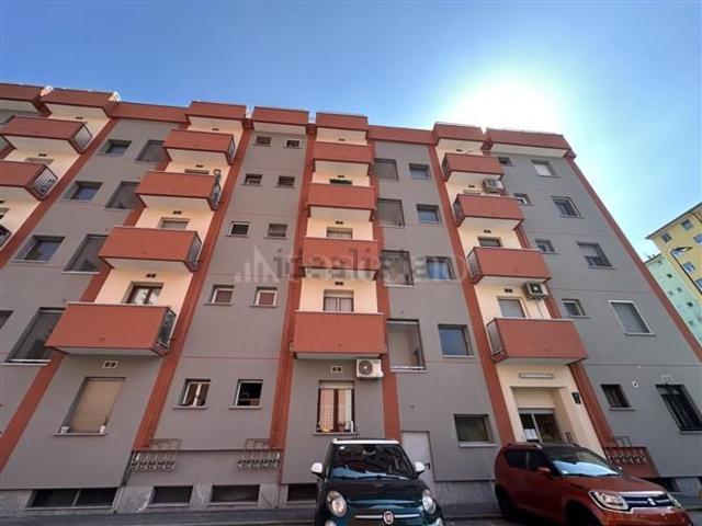 Appartamento in vendita di 90 m² in Via Mar Nero