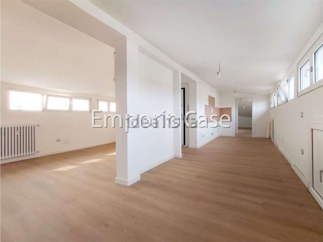 Appartamento in vendita di 90 m² in Via Marco Polo