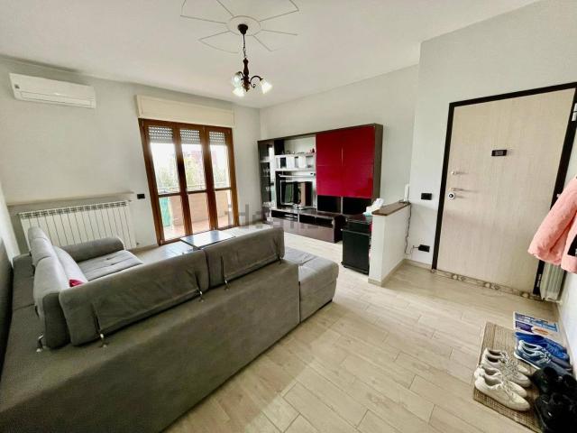 Appartamento in vendita di 90 m² in Via Maria Bensi, 122