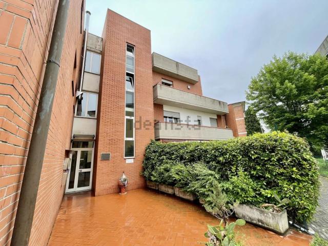 Appartamento in vendita di 90 m² in Via Mario Ingrellini, 220