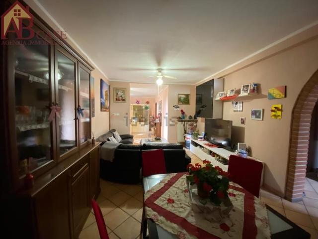 Appartamento in vendita di 90 m² in Via Mazzini, 8