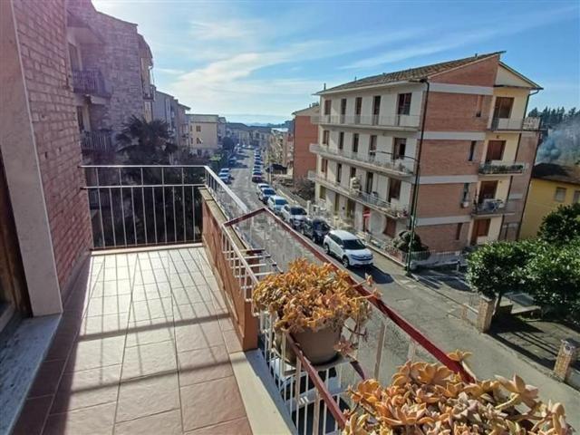 Appartamento in vendita di 90 m² in Via Mentana