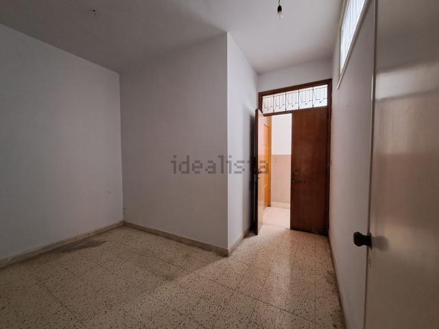 Appartamento in vendita di 90 m² in Via Med. d&apos Oro Stefano Cattafi, 27