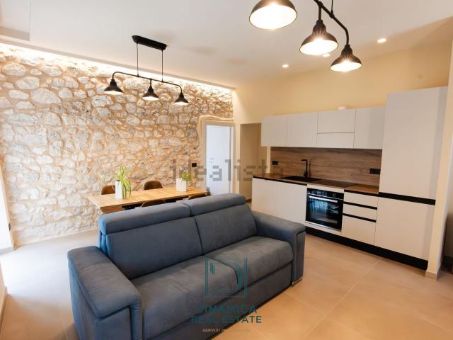 Appartamento in vendita di 90 m² in Via Mevati
