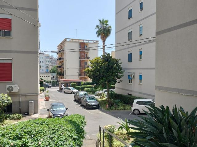 Appartamento in vendita di 90 m² in Via Mineo, 1