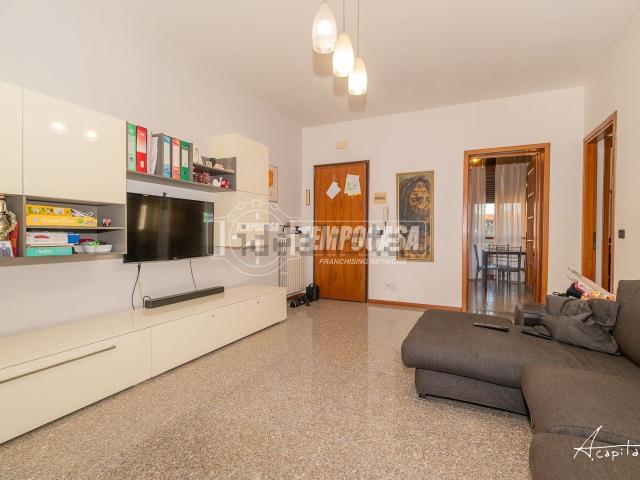 Appartamento in vendita di 90 m² in Via Michele Fusco, 110