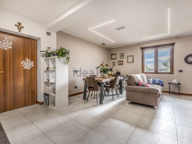 Appartamento in vendita di 90 m² in Via Migliara 43