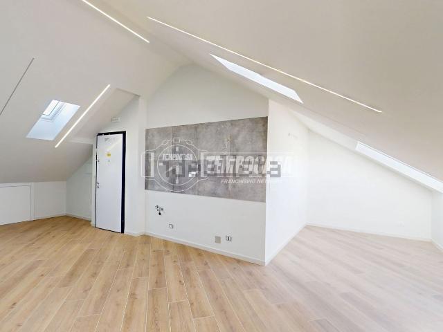 Appartamento in vendita di 90 m² in Via Mombasiglio, 14