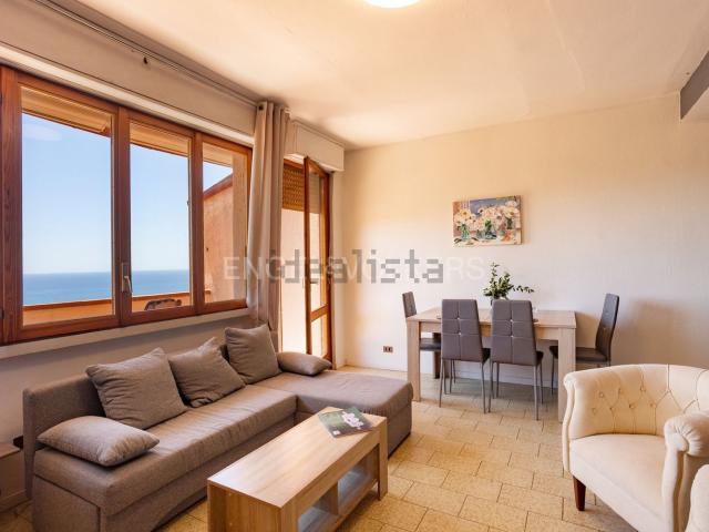 Appartamento in vendita di 90 m² in Via Monte Bianco
