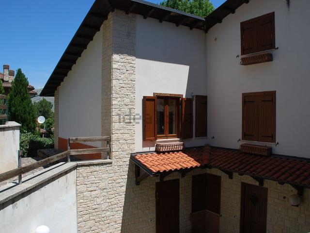 Appartamento in vendita di 90 m² in Via Monte Rotella