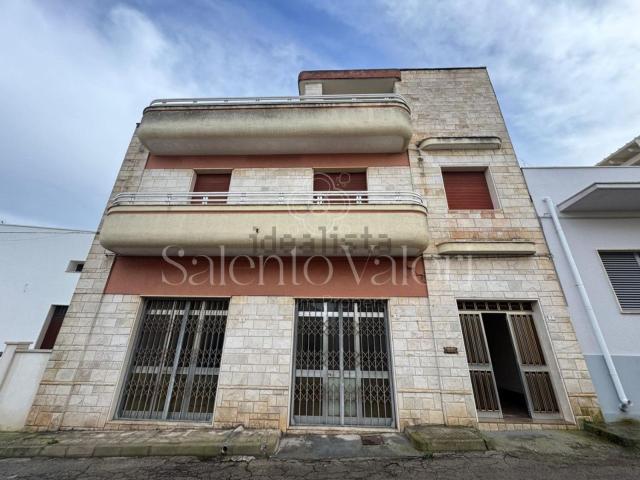 Appartamento in vendita di 90 m² in Via Montecassino, 5
