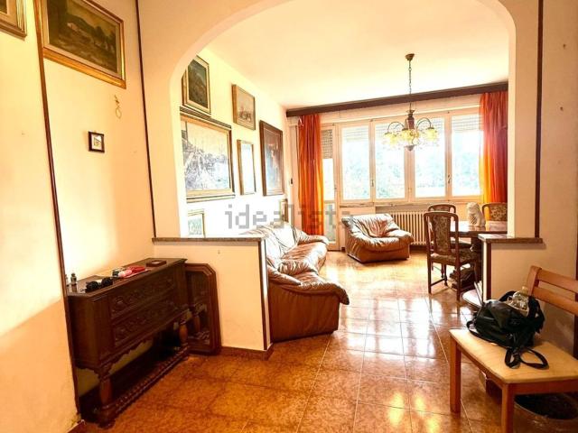 Appartamento in vendita di 90 m² in Via Montelungo, 16