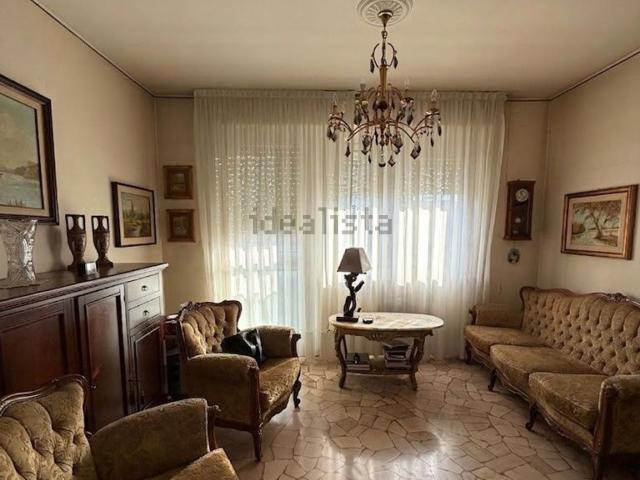 Appartamento in vendita di 90 m² in Via Montello, 74