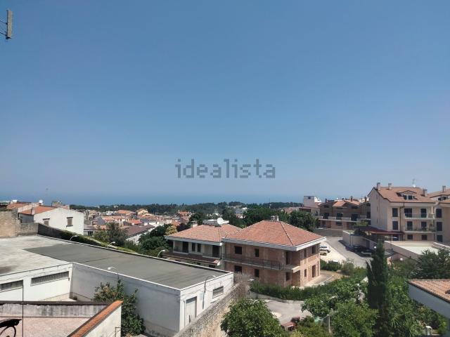 Appartamento in vendita di 90 m² in Via Monastero, 65