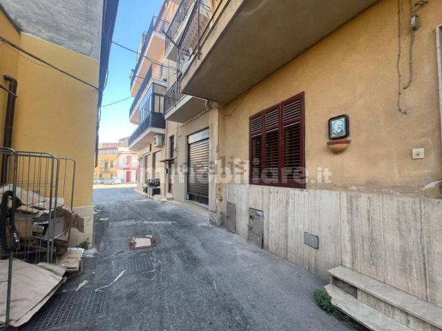Appartamento in vendita di 90 m² in Via Molara, 60