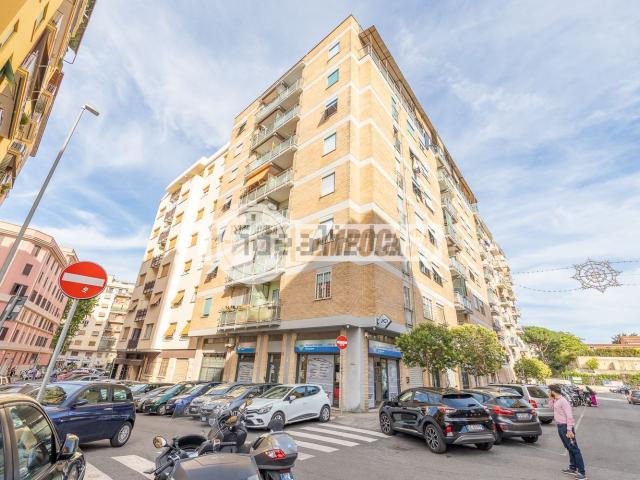 Appartamento in vendita di 90 m² in Via Morozzo della Rocca, 24