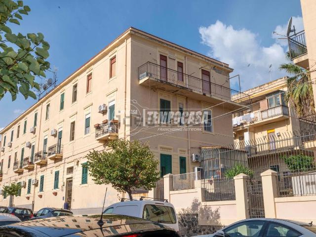 Appartamento in vendita di 90 m² in Via Napoli, 106