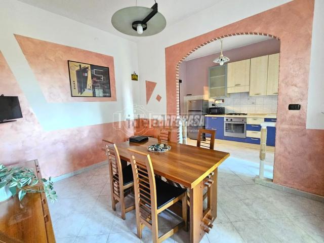 Appartamento in vendita di 90 m² in Via Nazario Sauro