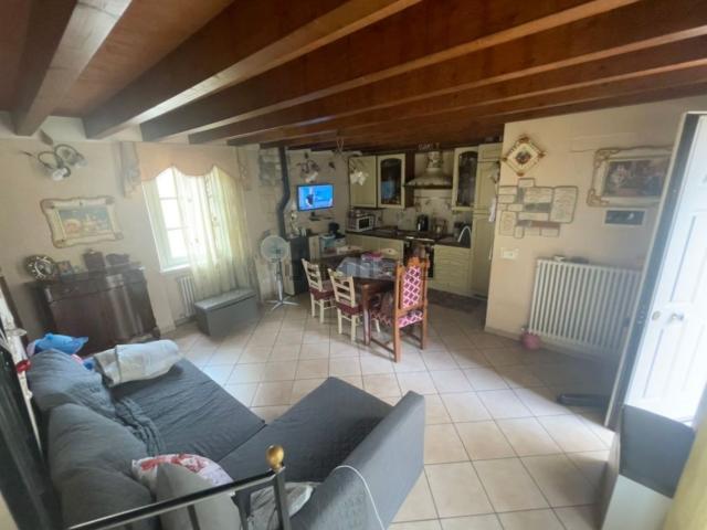 Appartamento in vendita di 90 m² in Via Nicelli