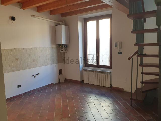 Appartamento in vendita di 90 m² in Via Nicolò Girardengo