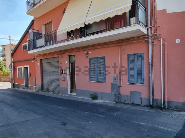 Appartamento in vendita di 90 m² in Via Nicosia, 2