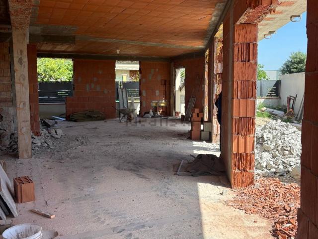 Appartamento in vendita di 90 m² in Via Nuoro