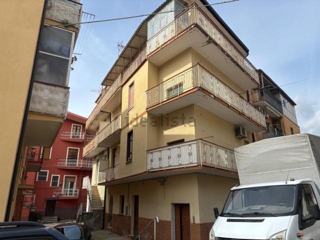 Appartamento in vendita di 90 m² in Via Ocinaro
