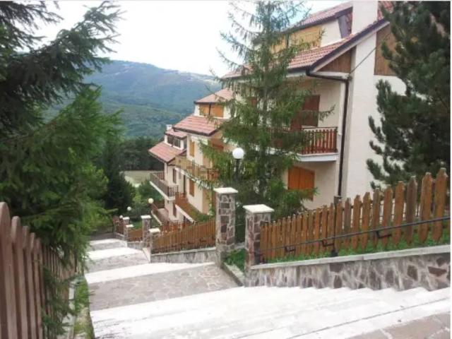 Appartamento in vendita di 90 m² in Via Oasi di San Francesco d&apos Assisi