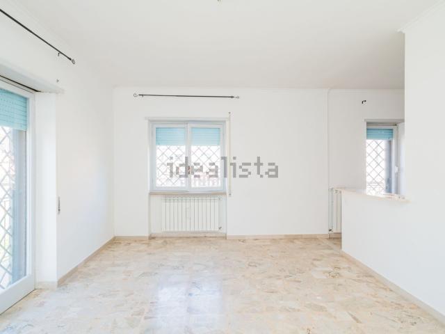 Appartamento in vendita di 90 m² in Via Oliena