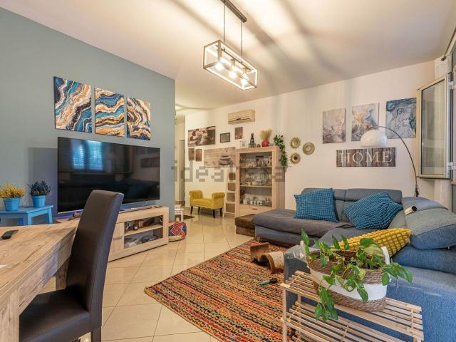 Appartamento in vendita di 90 m² in Via Oreste Lo Valvo, 40