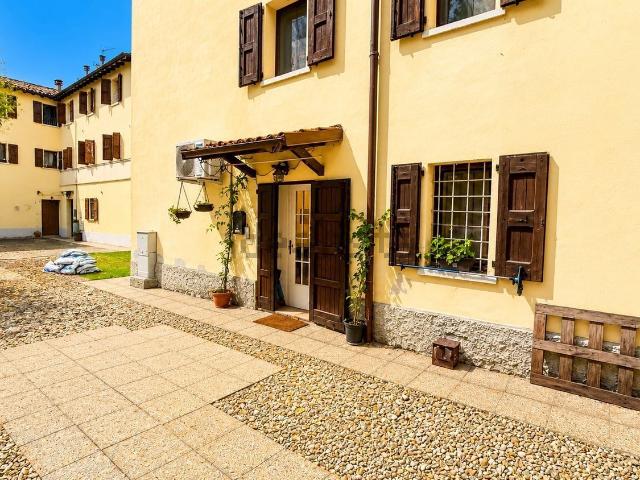 Appartamento in vendita di 90 m² in Via Orsa Minore