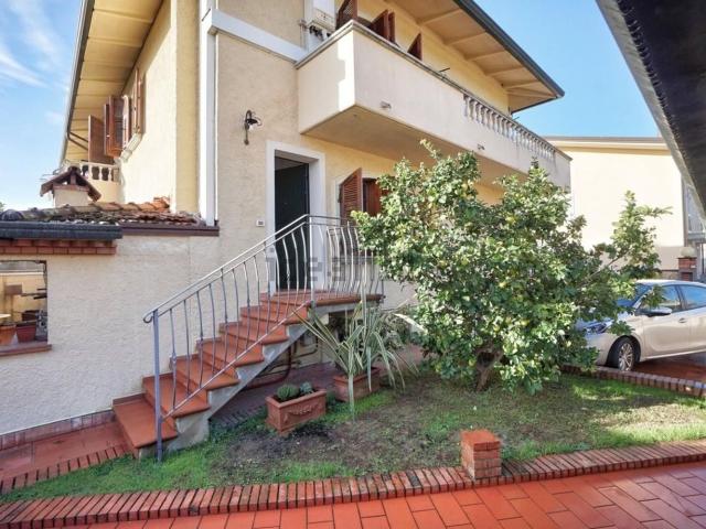 Appartamento in vendita di 90 m² in Via Pandolfino, 133