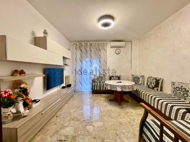 Appartamento in vendita di 90 m² in Via Partigiani, 1