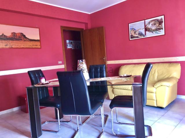 Appartamento in vendita di 90 m² in Via Parrini