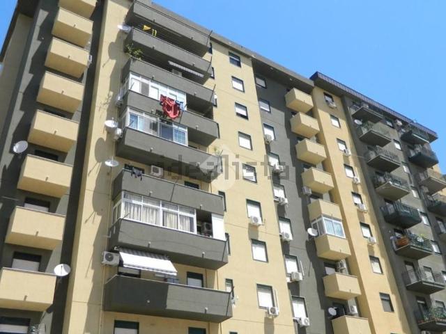 Appartamento in vendita di 90 m² in Via Parrini, 9