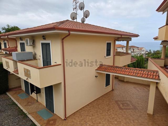 Appartamento in vendita di 90 m² in Via Piano delle Donne, 40