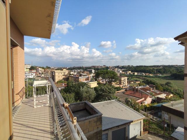 Appartamento in vendita di 90 m² in Via Pietro Lusetti, 27