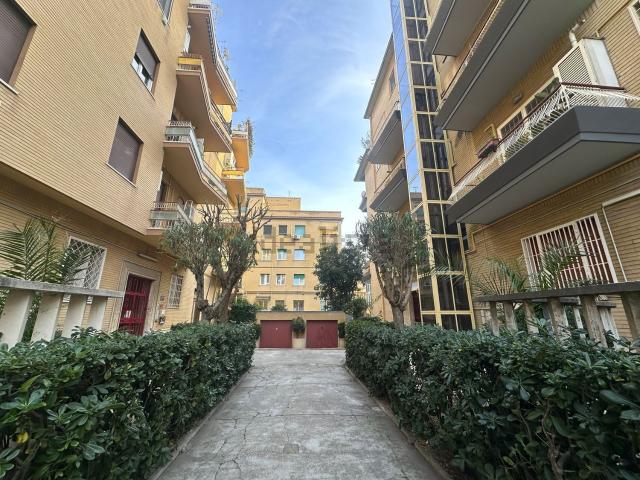 Appartamento in vendita di 90 m² in Via Pietro Rosa, 48