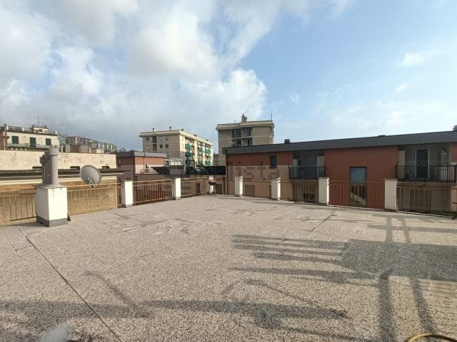 Appartamento in vendita di 90 m² in Via Pier Domenico da Bissone, 10