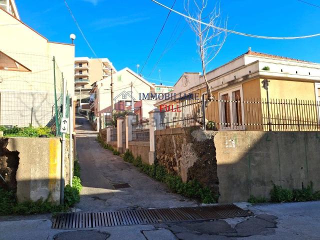 Appartamento in vendita di 90 m² in Via Pirrotta, 2