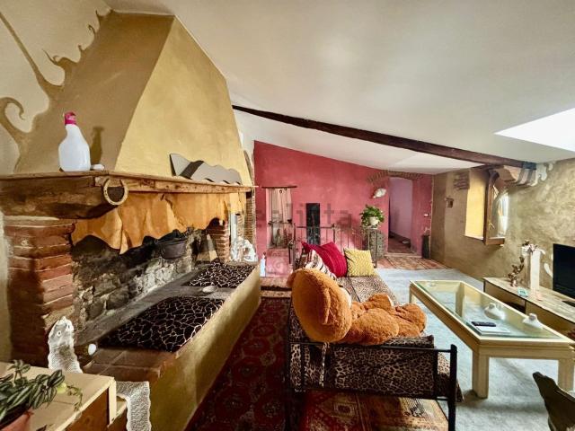 Appartamento in vendita di 90 m² in Via Pisana